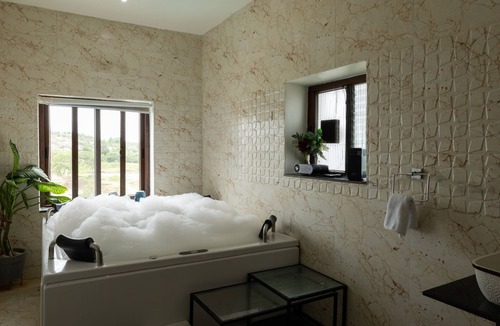 Denkanikota Other | Amara Kosha Lagoon Villa! Cozy Vacation Retreat @ Private Pool & Heated Jacuzzi