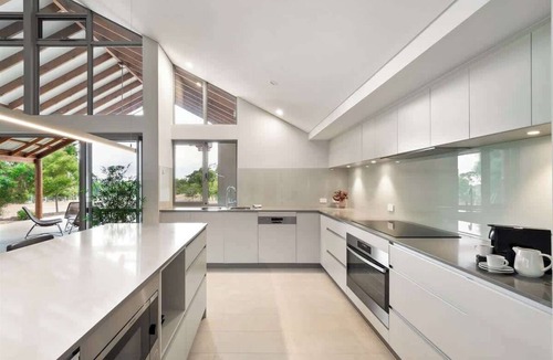 Quindalup House | Amaroo—Luxe Hinterland Farmhouse + Studio