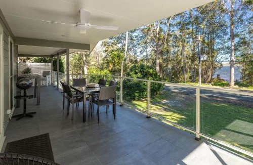 Smiths Lake House | Amaroo Sunset Lodge
