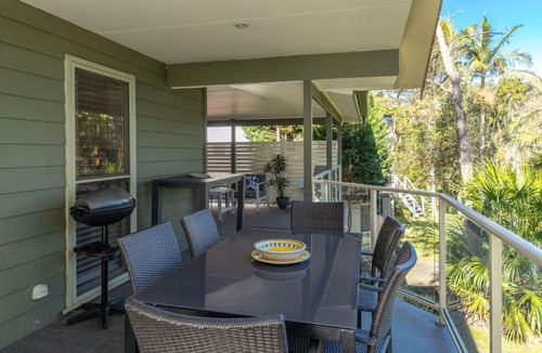 Smiths Lake House | Amaroo Sunset Lodge