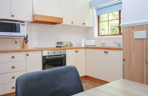 Bright Cottage | AMBER COTTAGE: Bright
