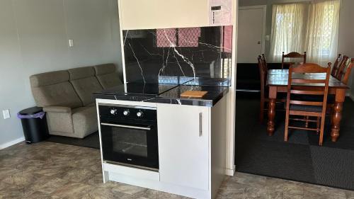 Warwick Apartment | Amble Inn