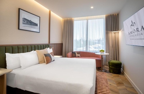 Richmond Hotel | Amora Herencia Riverwalk Melbourne