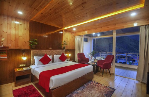 Badrinath Hotel | Amritara The Avadh