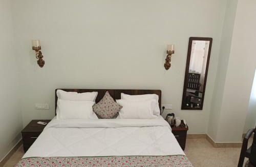 Tonk Road Villa | An unforgettable getaway at Udgam Resort!