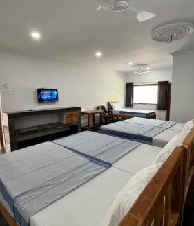 Mahabalipuram Beach Hotel | ANAND Beach Guesthouse by Moonrocks