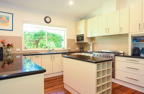 Flinders House | Anker - Flinders Village family home