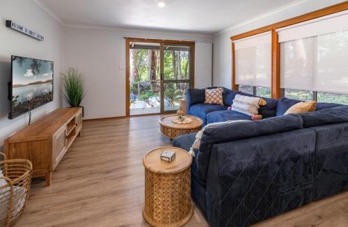 Smiths Lake House | Ansett Cottage