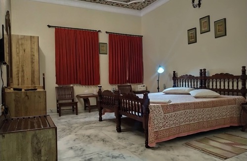Bani Park Hotel | Anuraag Villa