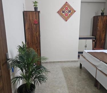 Banashankari Hotel | Anvik Stays