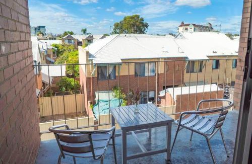 Rivervale Hotel | Apartment 11 Burswood