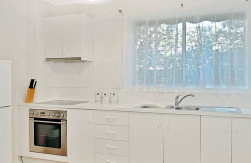 Blackburn Apartment | Apartment 2 Vine Str Blackburn