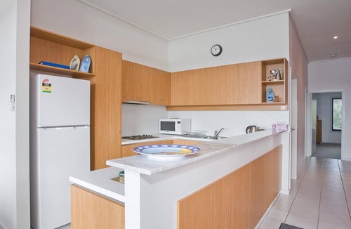 Lorne Apartment | Apartment 35 Pacific Apartments