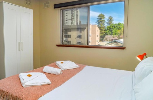 Rivervale Hotel | Apartment 5 Burswood