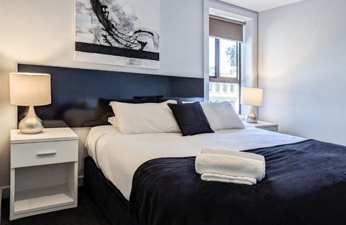 North Melbourne Apartment | Apartments on Chapman