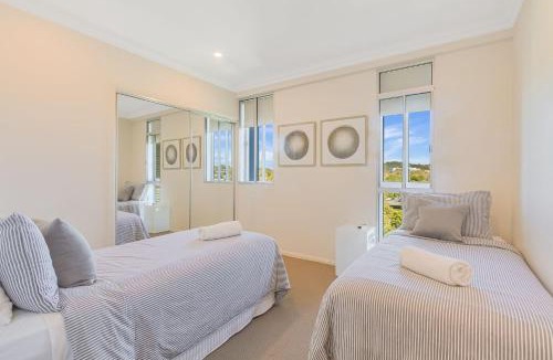 Tugun Apartment | Aqua Solai 9 - Absolute Beachfront Tugun - Min. 3 night stays - Linen Provided