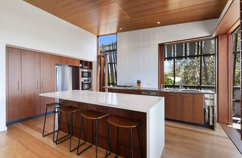 Point Lookout House | Architect designed luxury with views and walking distance to beach.