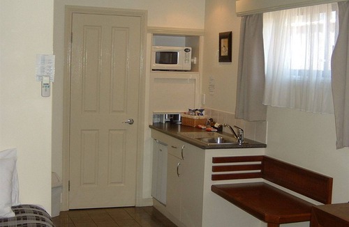 Armidale City Centre Hotel | Armidale Pines Motel