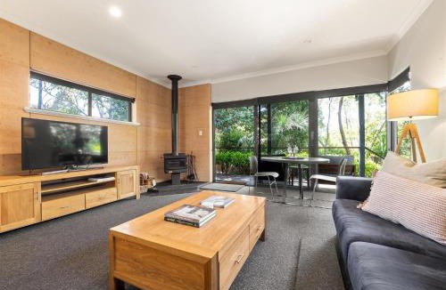 Margaret River House | Aroha Studio - Elegant & Tranquil - Self Contained