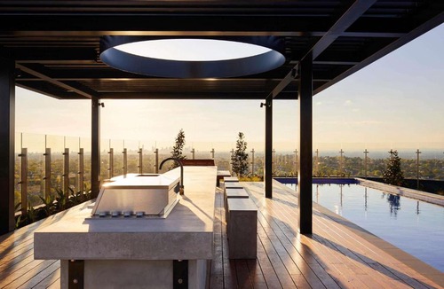 Box Hill Hotel | Art Series - The Chen