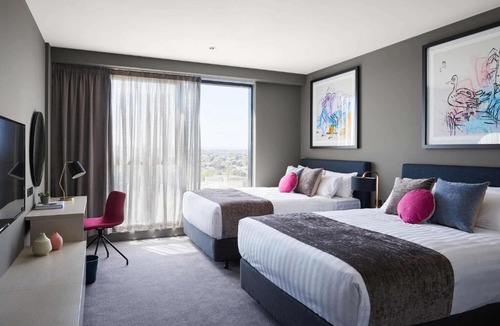 Box Hill Hotel | Art Series - The Chen