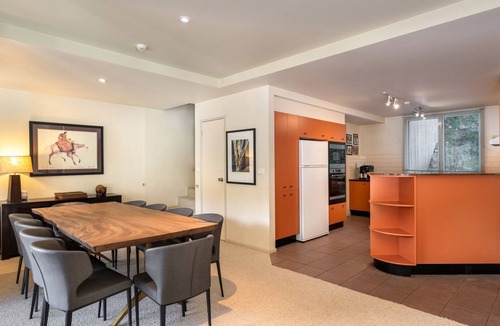 Thredbo Ski Chalet | Aspect 5 - 3 bed & loft Chalet a stones throw from everything Thredbo has to offer