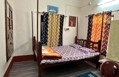 Bolpur Apartment | ATITHI HOMESTAY - Entire 2BHK in Central Bolpur with Private Parking - Pet Friendly