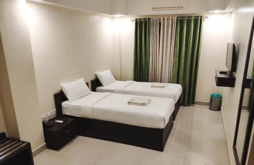 Thrissur Hotel | Aura Residency
