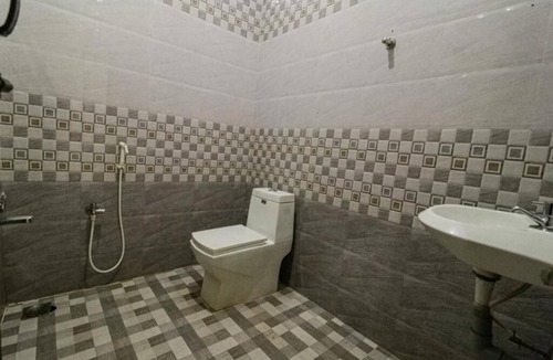 Bommayapalayam Resort | AuraBay Resorts Family Studio