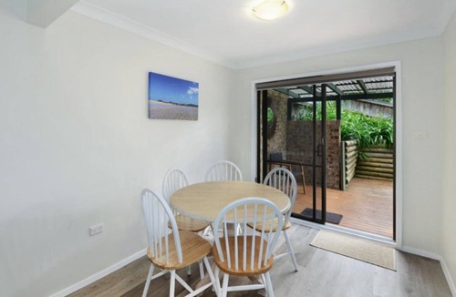 Avoca Beach House | Avoca Ridge 1 - Short Stroll to the Beach