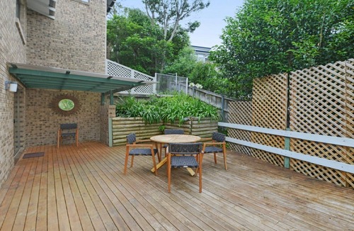 Avoca Beach House | Avoca Ridge 1 - Short Stroll to the Beach