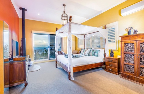 North Tamborine Bed & Breakfast | Avocado Sunset B&B