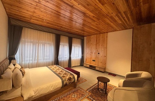 Darjeeling Apartment | Avongrove Tea Boutique Bungalows By Mount Hotels