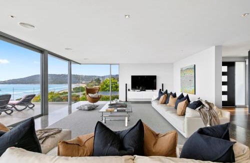 Lorne House | Azure