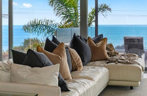 Lorne House | Azure