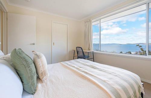 Sandy Bay House | Azure Vista - Sunny Escape overlooking River Derwent