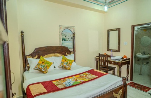 Bani Park Hotel | Baba Haveli Heritage Hotel