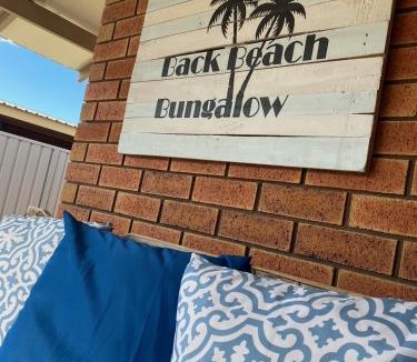 Lancelin House | Back beach bungalow - Great Family Getaway