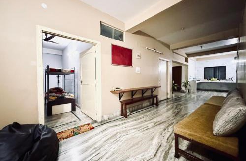 Siliguri Hostel | Backpackers Bunkhouse Siliguri