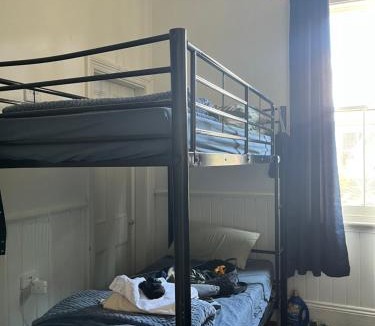 Hamilton East Hostel | Backpackers Newcastle