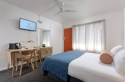 East Perth Hotel | Baileys Motel