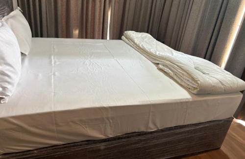 Rajpipla House | Balaji villa ac rooms