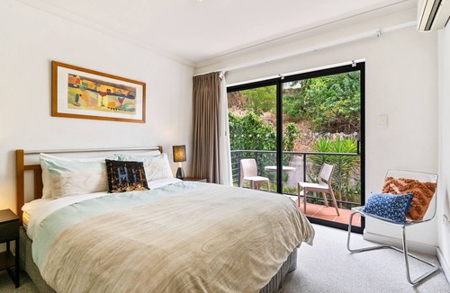 Perth Central Business District Apartment | Balcony, bath, kitchen, laundry, pool, tennis court, gym, designated car bay