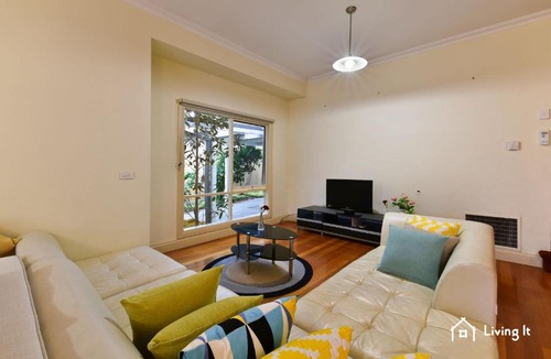 Balwyn House | Balwyn Place