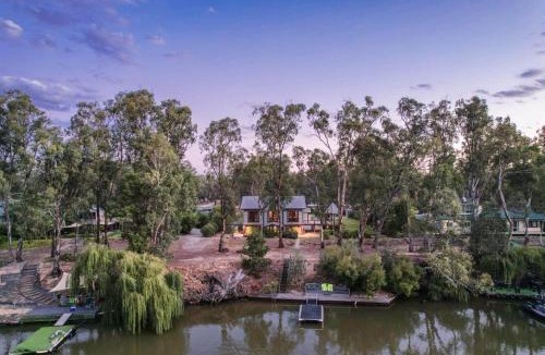 Wharparilla House | Banyandah - Echuca Holiday Homes