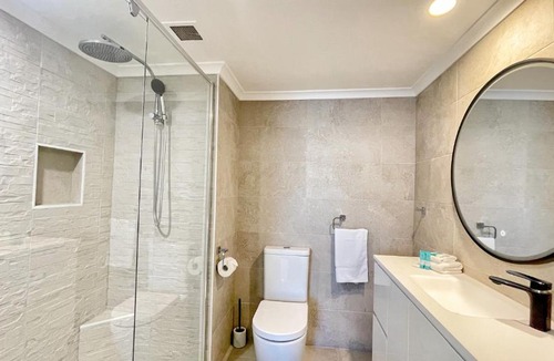 Maroochydore Apartment | Banyandah Towers