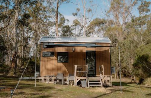 North Bruny House | Banyula Cove by Tiny Away