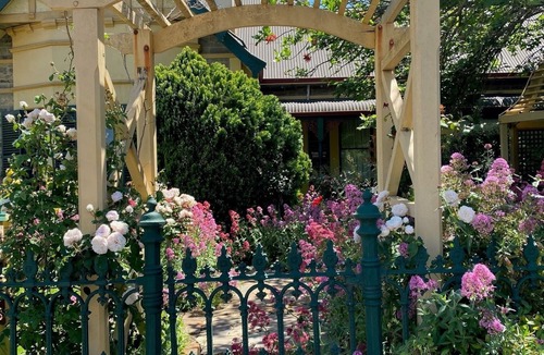 Tanunda House | Barossa Dreams -Sapphire Dreams