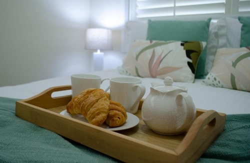 Calare Apartment | Bartletts Corner - Private Peaceful Studio