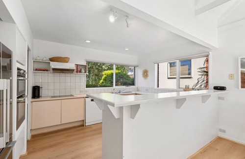 Barwon Heads House | Barwon Beach & Golf Getaway